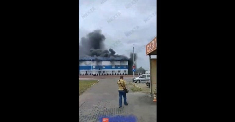 Pożar fabryki sera, którą odwiedził wczoraj Łukaszenka (WIDEO)