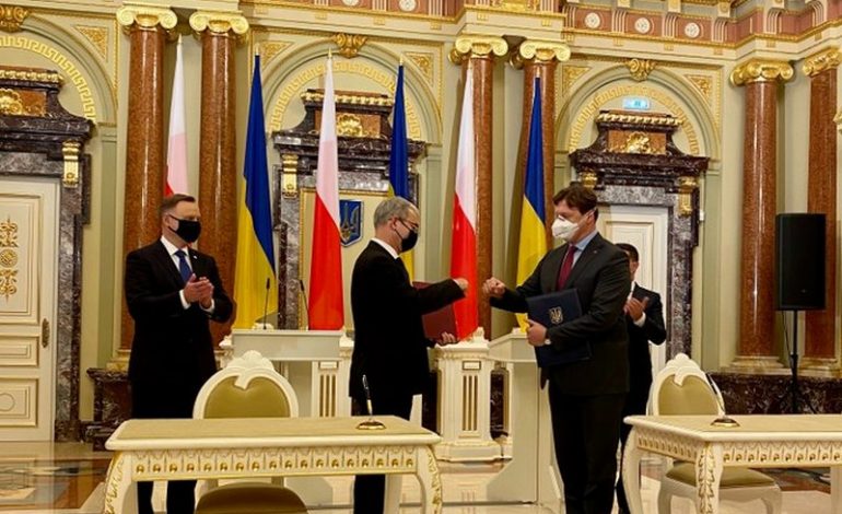 PGNiG podpisało umowę, która otwiera drogę do zakupu udziałów w ukraińskich spółkach energetycznych