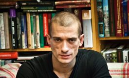 Paryż: Rosyjski performer, który skompromitował bliskiego współpracownika Macrona, został aresztowany