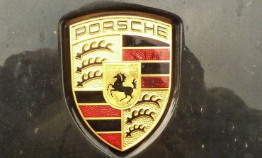 Inguszetia: 15-latek w Porsche staranował radiowozy