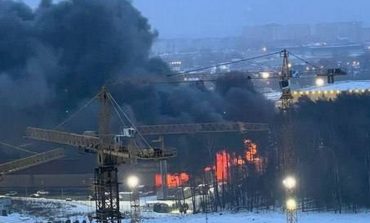 Pod Moskwą płonie kolejne centrum handlowe (WIDEO)