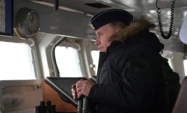 Jacht Putina nagle powrócił ze stoczni w Hamburgu. W obawie przed konfiskatą?