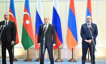 Putin wręczył symbol pokoju władzom Armenii i Azerbejdżanu