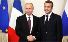 Macron dziękuje Putinowi za pomoc w zorganizowaniu wystawy w Paryżu Macron dziękuje Putinowi za pomoc w zorganizowaniu wystawy w Paryżu