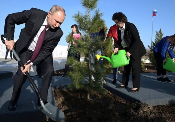 Putin uczcił z Tiereszkową 60. rocznicę lotu Gagarina w kosmos. "Rosja musi utrzymać status nuklearnej i kosmicznej potęgi"