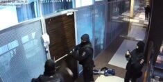 Rosyjskie służby zrobiły nalot na rodzinę i współpracowników Nawalnego (WIDEO)