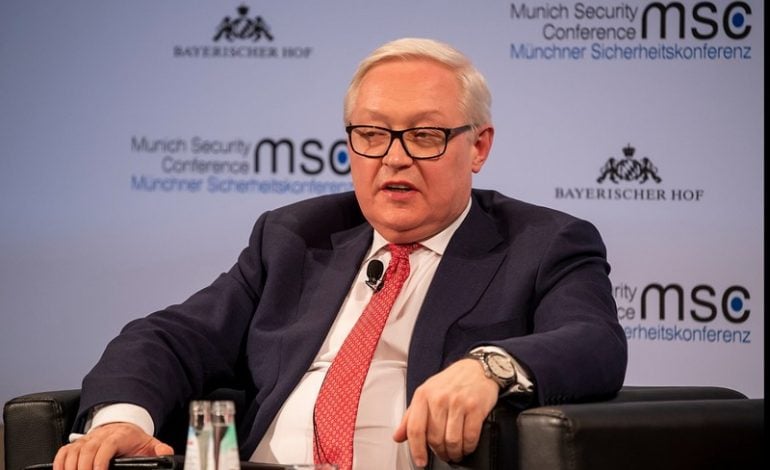 W chwilach wolnych od grożenia Polsce, Moskwa grozi Finlandii i Szwecji