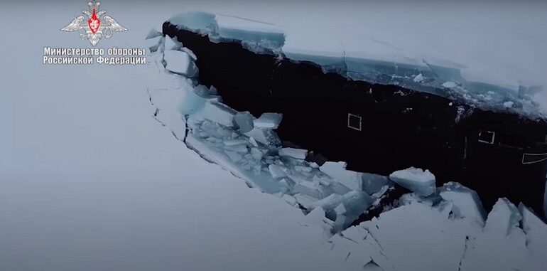 “Bezprecedensowo” rośnie aktywność wojskowa Rosji w Arktyce (WIDEO)