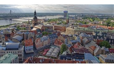 Łotwa: Powrót do normalnego życia jest możliwy, ale dopiero za pół roku