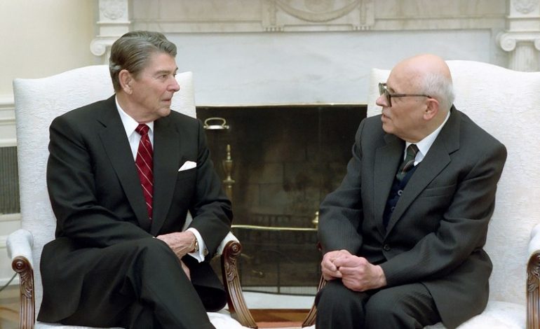 Andriej Sacharow i Ronald Reagan