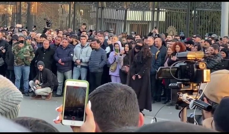 Armenia: Opozycja odegrała scenkę egzekucji Ceausescu