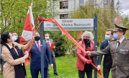 W Gdańsku odsłonięto skwer imienia gen. Marka Bezruczki, bohatera Ukrainy i Polski