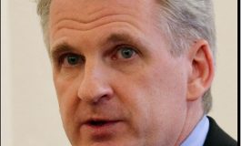 Timothy Snyder dołącza do Marka Hamilla i Barbry Streisand. Będzie zbierał pieniądze dla Ukrainy