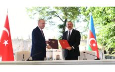 Turcja rozważa utworzenie bazy wojskowej w Azerbejdżanie Turcja rozważa utworzenie bazy wojskowej w Azerbejdżanie