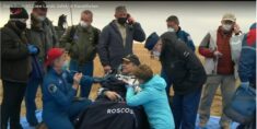 Dwóch Rosjan i Amerykanin bezpiecznie powrócili z Międzynarodowej Stacji Kosmicznej (WIDEO)