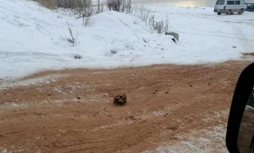 Na Syberii posypali drogę piaskiem z ludzkimi szczątkami