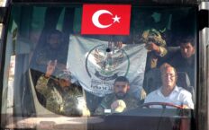 Rośnie napięcie między Turcją a Rosją. Dodatkowe rosyjskie okręty płyną w kierunku Syrii, NATO i USA popierają Turcję