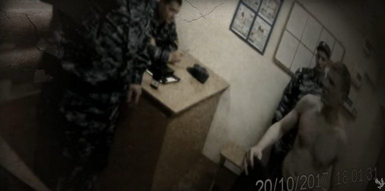 Opublikowano nowe nagrania bestialskich tortur w rosyjskich więzieniach (18+)