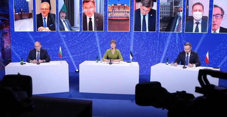 Atom i Trójmorze potrzebują pieniędzy. Koronawirus nie pomaga ich znaleźć (KOMENTARZ)