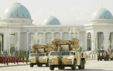 Turkmenistan ściąga ciężki sprzęt na granicę z Afganistanem