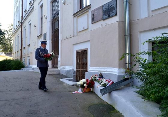 Apel NSZZ Policjantów w sprawie usunięcia tablic upamiętniających funkcjonariuszy zamordowanych w Twerze.