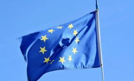 Parlament Europejski przygniatającą większością głosów za przyznaniem Ukrainie i Mołdawii statusu kandydata do UE. Gruzji - pod pewnymi warunkami