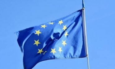 Ukraina dopiero teraz otrzyma 2 mld euro od UE. A obiecane zostały jeszcze w maju