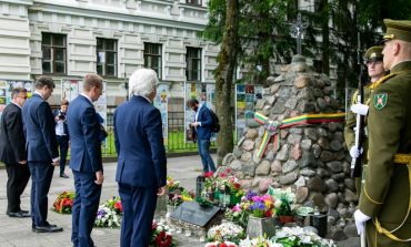 Wilno: Szefowie dyplomacji krajów bałtyckich i Polski oddali hołd ofiarom sowieckiego terroru