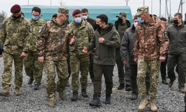 Ukraina chce włączyć do negocjacji w sprawie zakończenia wojny w Donbasie „trzech potężnych graczy światowych”