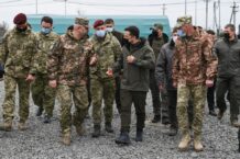 Ukraina chce włączyć do negocjacji w sprawie zakończenia wojny w Donbasie „trzech potężnych graczy światowych”