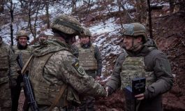 Ukraina w obliczu zagrożenia rosyjską inwazją. Paniki nie ma, morale wysokie, ale są wewnętrzne konflikty