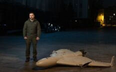 Zełenski przemawia nad zestrzelonym irańskim dronem (WIDEO)