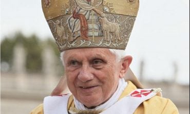 Zełenski oddał hołd Benedyktowi XVI