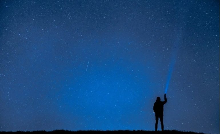 Rosyjska opozycja manifestowała światłami (WIDEO)