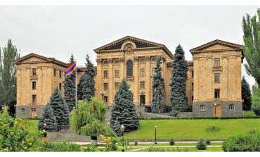 Armenia: Parlament nie chce odwoływać Pasziniana