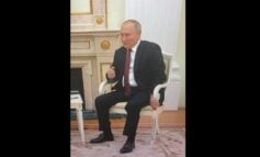 Zelenski: Nie wiadomo kto podejmuje teraz decyzje w Rosji. Putin jest nikim