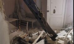 Rosyjscy zwyrodnialcy ostrzelali szpital matki i dziecka w Chersoniu. Dziecko urodziło się tam parę minut wcześniej