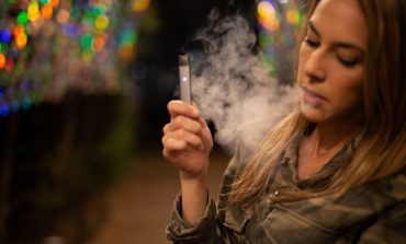Litwa zakazała sprzedaży papierosów elektronicznych o różnych smakach i zapachach