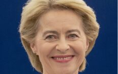 Politico: Szefowa Komisji Europejskiej odrzuciła zaproszenie na obchody 30. rocznicy niepodległości Ukrainy. Najprawdopodobniej złamała protokół