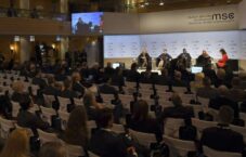 Uczestnicy Światowej Konferencji Bezpieczeństwa w Monachium przestawili raport o metodach zakończenia wojny w Donbasie
