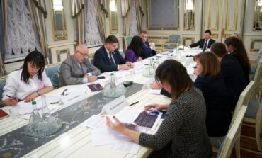 Ukraina przygotuje program dla młodzieży z okupowanej części Donbasu, aby zachęcić ją do zachowania ukraińskiego obywatelstwa