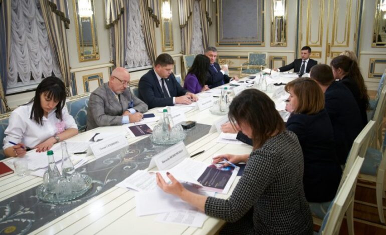 Ukraina przygotuje program dla młodzieży z okupowanej części Donbasu, aby zachęcić ją do zachowania ukraińskiego obywatelstwa