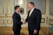 Neue Zürcher Zeitung: Stany Zjednoczone zrobiły wiele dobrego dla Ukrainy, ale Trump to zmarnował