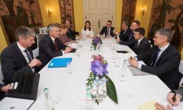 W Monachium prezydent Wołodymyr Zełenski spotkał się z sekretarzem generalnym NATO Jensem Stoltenbergiem