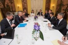W Monachium prezydent Wołodymyr Zełenski spotkał się z sekretarzem generalnym NATO Jensem Stoltenbergiem