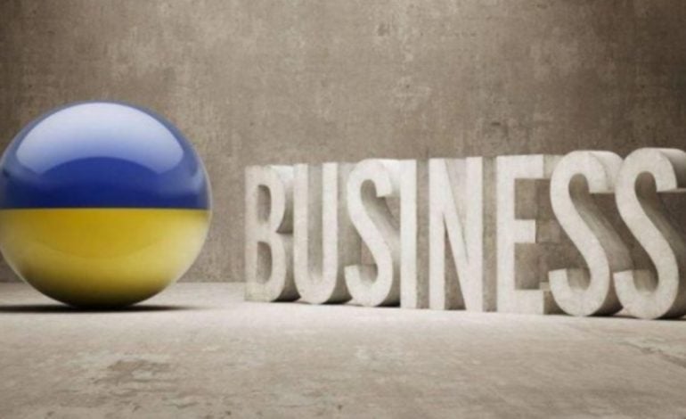 Sondaż: 23 procent firm na Ukrainie zmniejszy pracownikom pensje, 17 procent będzie ich zwalniać