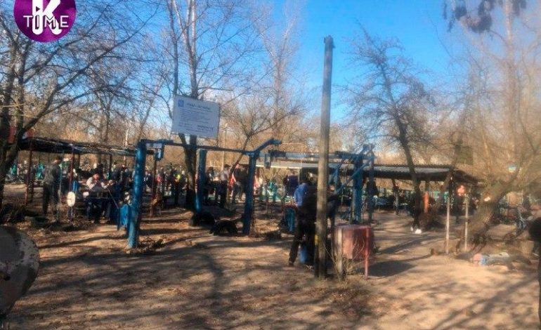 „Barbecue po ukraińsku pod chmurką i handel uliczny” – tak Ukraińcy przestrzegają kwarantanny