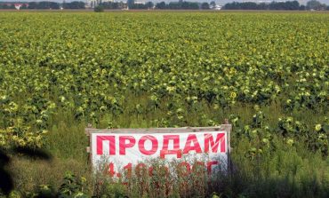Rada Najwyższa Ukrainy przyjęła ustawę o obrocie ziemią od lipca 2021 roku