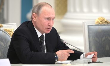 Na Kremlu poinformowano jak chroni się Putina przed koronawirusem