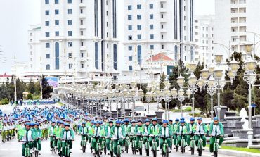 Turkmenistan obchodzi Światowy Dzień Zdrowia nie przejmując się koronawirusem